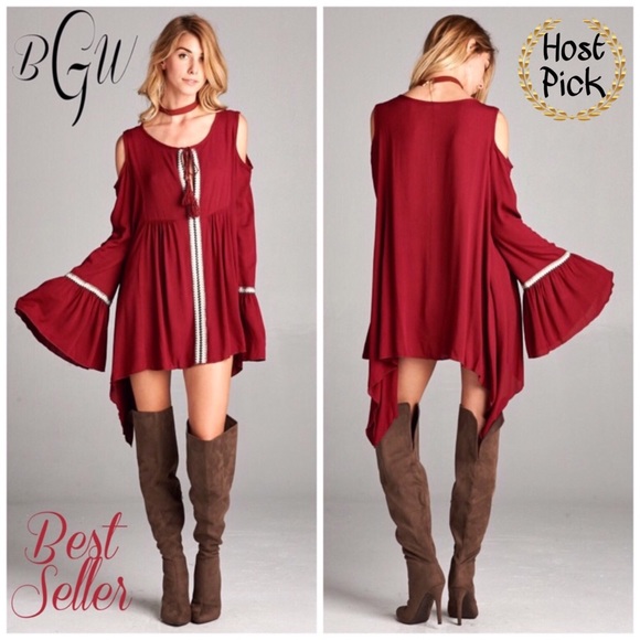 Goldspark Tops - 🎉HP🎉5🌟Beautiful Boho Bell Sleeve Tunic